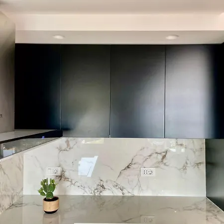 Apartment Long Hill Tirana