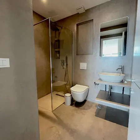 Long Hill Apartment
