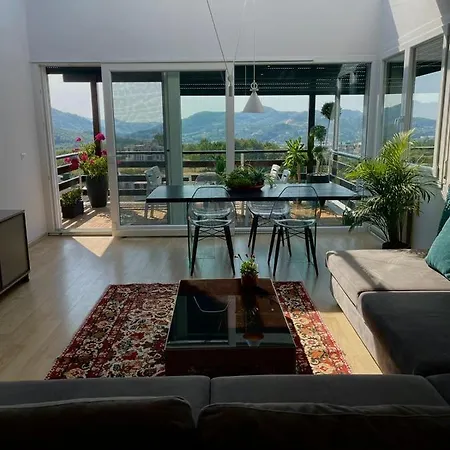 Apartment Long Hill